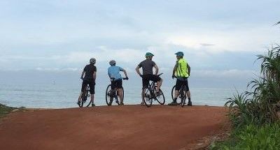 Jo Johnson Cycling on the  tour with redspokes